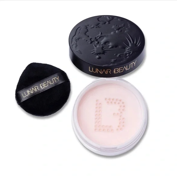 Lunar Beauty Translucent Light Setting Powder - Picture 2 of 4